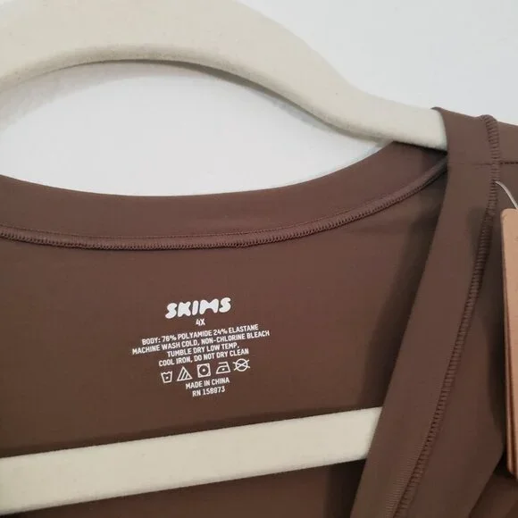 SKIMS FIts Everybody T-Shirt Bodysuit - Picture 8 of 8